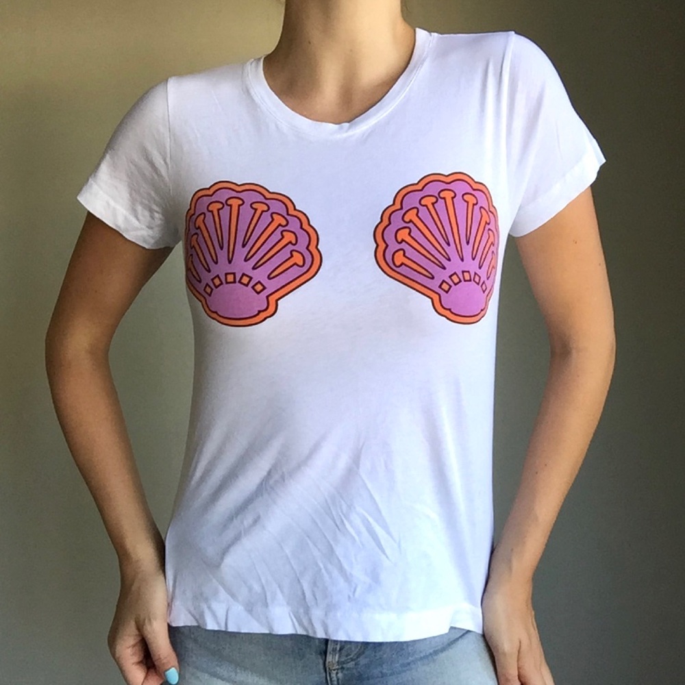 Yazbukey White T-Shirt With Sea Shells